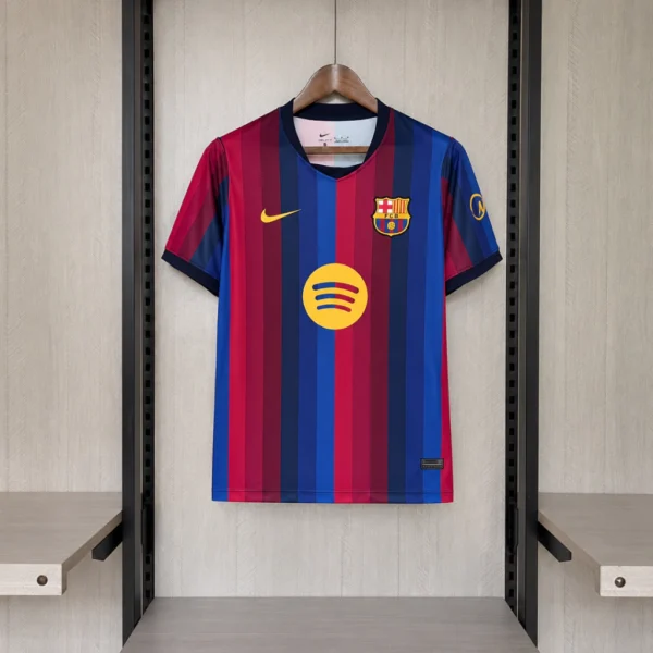 Camisa Barcelona Home Versão Torcedor 2026/27 Nike - Imagem 10