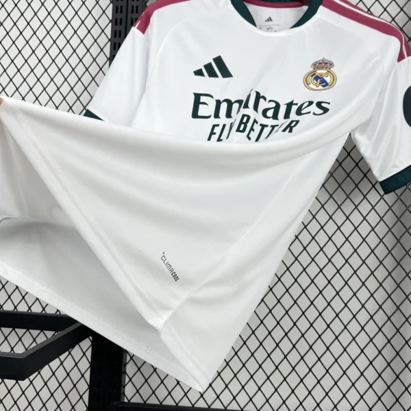 Camisa Real Madrid Home Versão Torcedor 2026/27 Branca Adidas - Imagem 2
