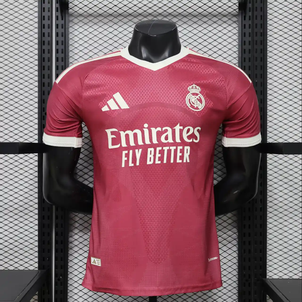 Camisa Real Madrid Third Versão Jogador 2026/27 Rosa Adidas