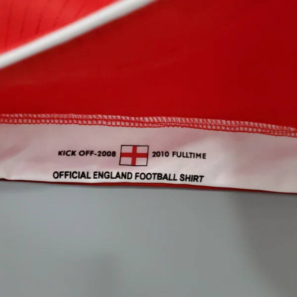 Camisa Retrô Clássica Seleção Inglaterra Away 2008 Vermelha Umbro - Imagem 2