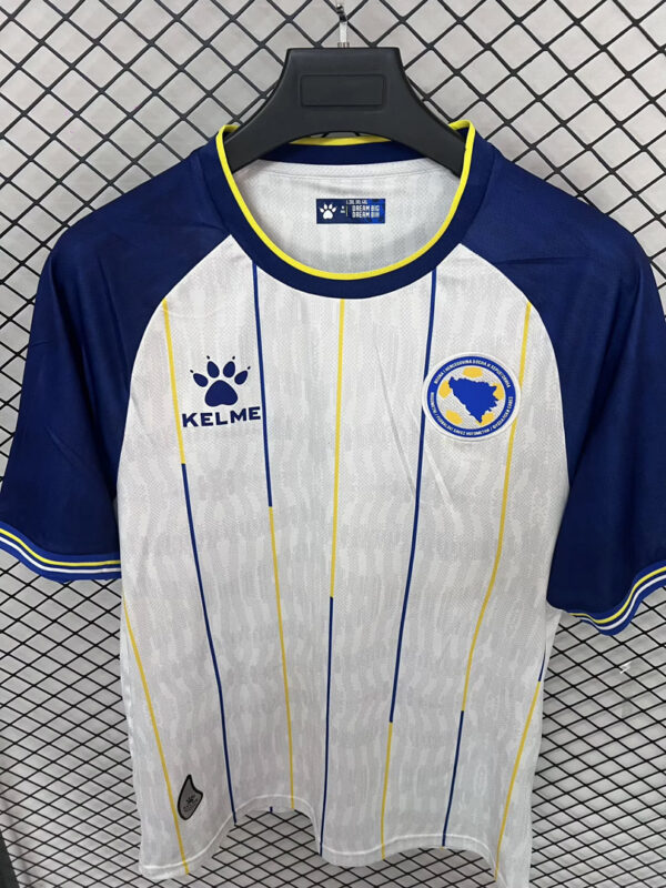 Camisa Seleção Bosnia e Herzegovina Away Versão Torcedor Copa Do Mundo 2026 Kelme - Imagem 3