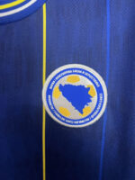 Camisa Seleção Bosnia e Herzegovina Home Versão Torcedor Copa Do Mundo 2026 Kelme - Imagem 4