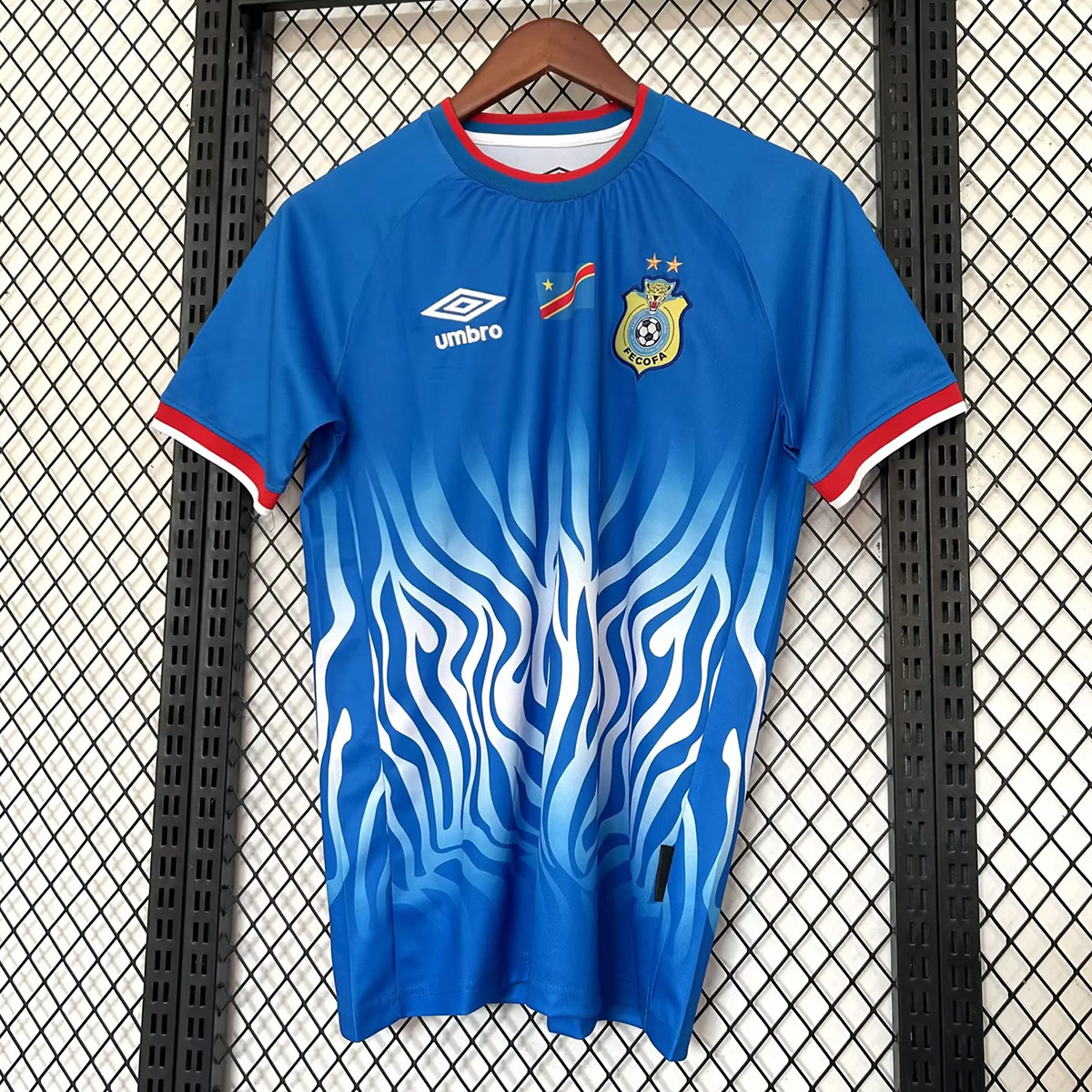 Camisa Seleção R.D Congo Verde Home Versão Torcedor Copa Do Mundo 2026 Umbro
