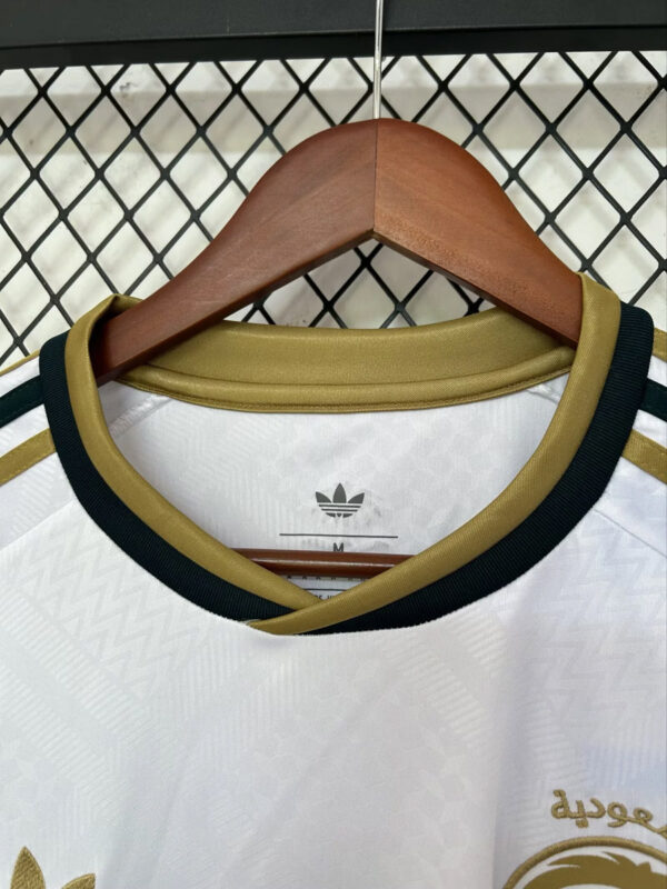 Camisa Seleção Arábia Saudita Away Versão Torcedor Copa Do Mundo 2026 Branca Adidas - Imagem 2