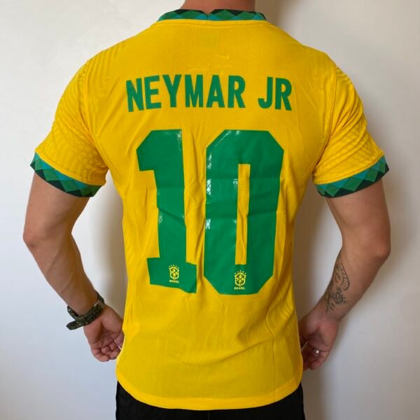 Camisa Brasil Seleção Brasileira Home Versão Jogador 2021 Amarela Nike - Imagem 2