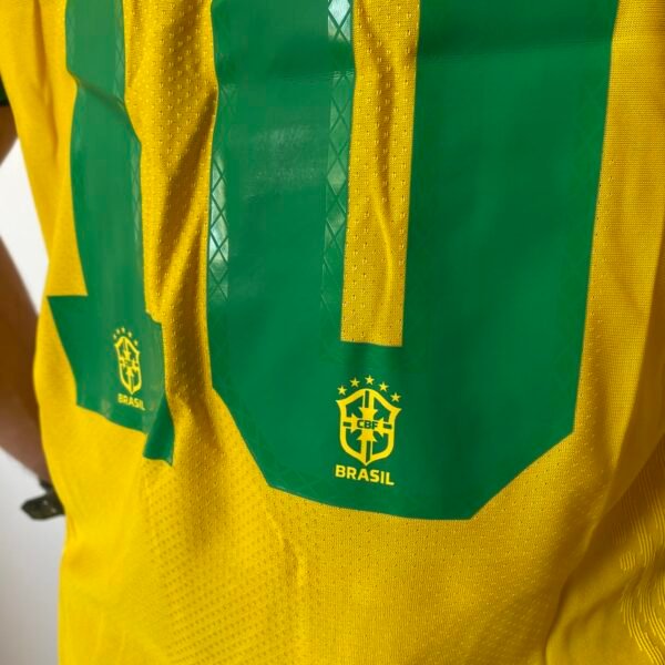 Camisa Brasil Seleção Brasileira Home Versão Jogador 2021 Amarela Nike - Imagem 3