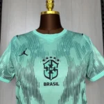 Camisa Brasil Seleção Brasileira Goleiro Feminina Copa do Mundo 2026 Verde Nike - Imagem 2