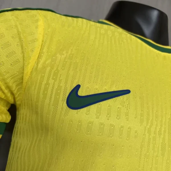 Camisa Retrô Brasil Seleção Brasileira Home Versão Jogador 1998 Concept Amarela Nike - Imagem 5