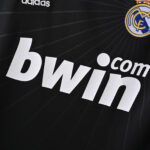 Camisa Retrô Real Madrid Away Ronaldo 7 - CR7 - 2010/2011 Adidas - Imagem 3