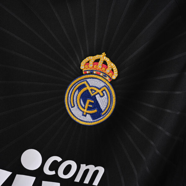 Camisa Retrô Real Madrid Away Ronaldo 7 - CR7 - 2010/2011 Adidas - Imagem 4