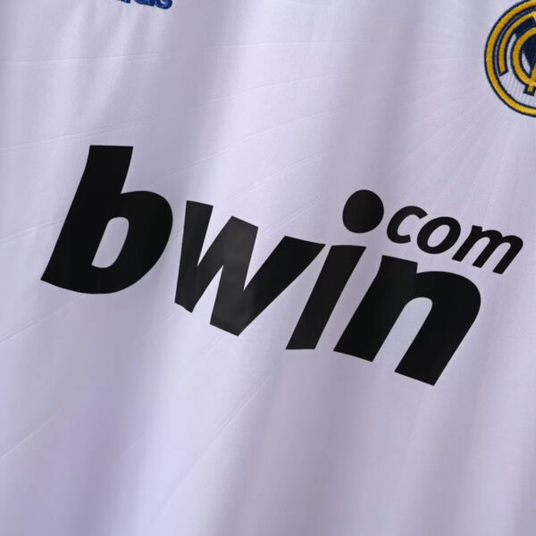 Camisa Retrô Real Madrid Home Ronaldo 7 - CR7 - 2010/2011 Adidas Branca - Imagem 4