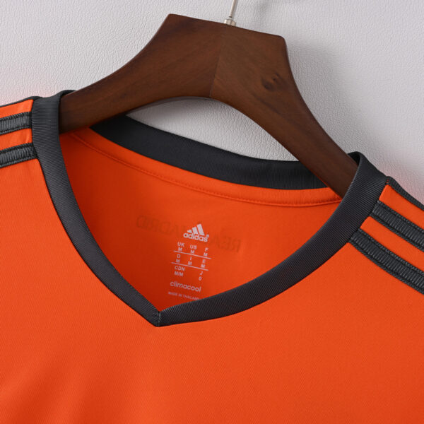 Camisa Retrô Real Madrid Third Ronaldo 7 - CR7 - 2013/2014 Adidas - Imagem 7