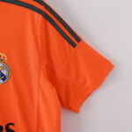 Camisa Retrô Real Madrid Third Ronaldo 7 - CR7 - 2013/2014 Adidas - Imagem 3