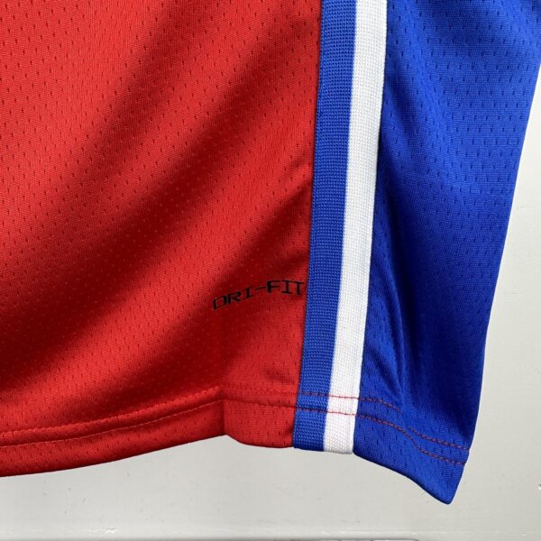 Camiseta Regata NBA Philadelphia 76ers - LeBron James 23 - Statement Vermelha 2026/27 Jordan - Imagem 13