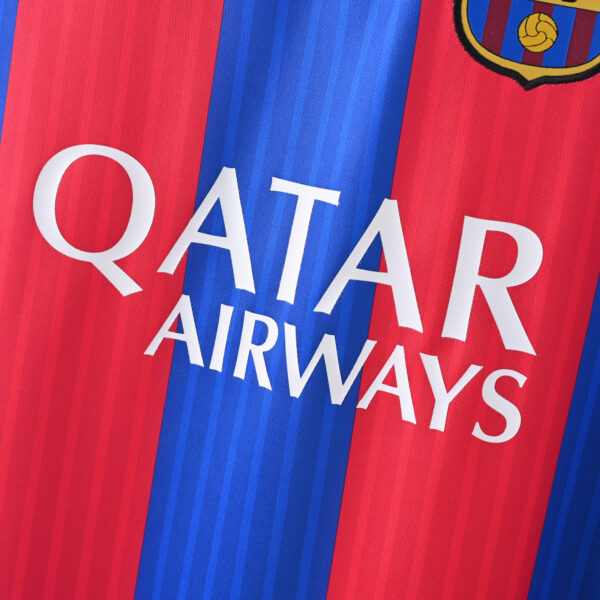 Camisa Retrô Barcelona Home Neymar Jr. 11, Messi 10, Suárez 9 - 2016/2017 Nike - Imagem 5