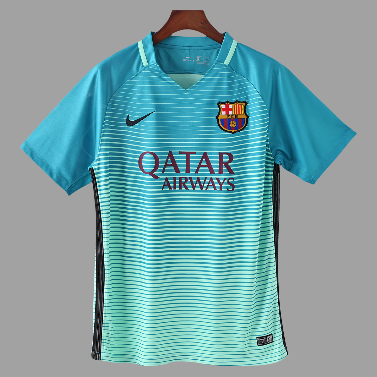 Camisa Retrô Barcelona Away Neymar Jr. 11, Messi 10, Suárez 9 - 2016/2017 Nike