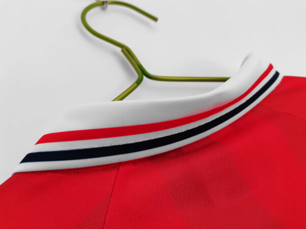 Camisa Retrô Clássica Seleção Noruega Home 1998 Vermelha Umbro - Imagem 13
