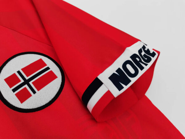 Camisa Retrô Clássica Seleção Noruega Home 1998 Vermelha Umbro - Imagem 8