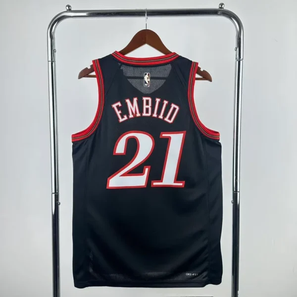 Camiseta Regata Basquete NBA Philadelphia 76ers Sixers - LeBron James 23 - Classic Edition Preta 2026/27 Nike - Imagem 6