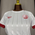 Camisa CNC Away Versão Torcedor Feminina 2026/27 Alvi-Rubro Reebok - Imagem 2