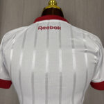 Camisa CNC Away Versão Torcedor Feminina 2026/27 Alvi-Rubro Reebok - Imagem 9