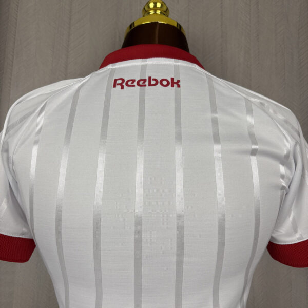 Camisa CNC Away Versão Torcedor Feminina 2026/27 Alvi-Rubro Reebok - Imagem 9