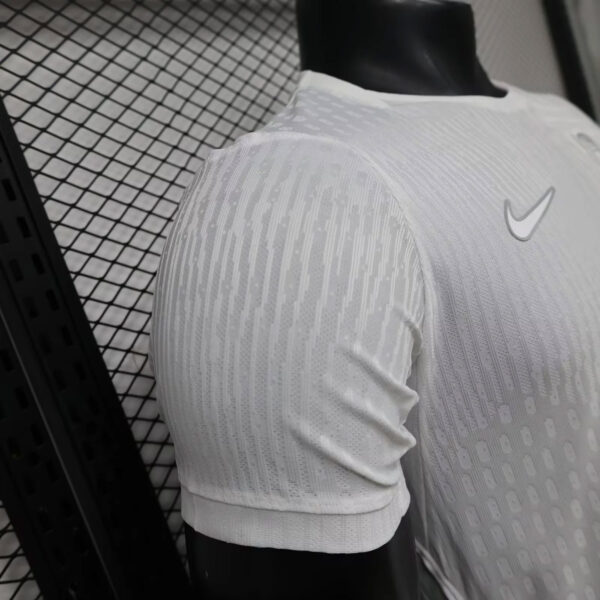 Camisa Seleção Noruega Third Versão Jogador Copa Do Mundo 2026 Branca Nike - Imagem 5