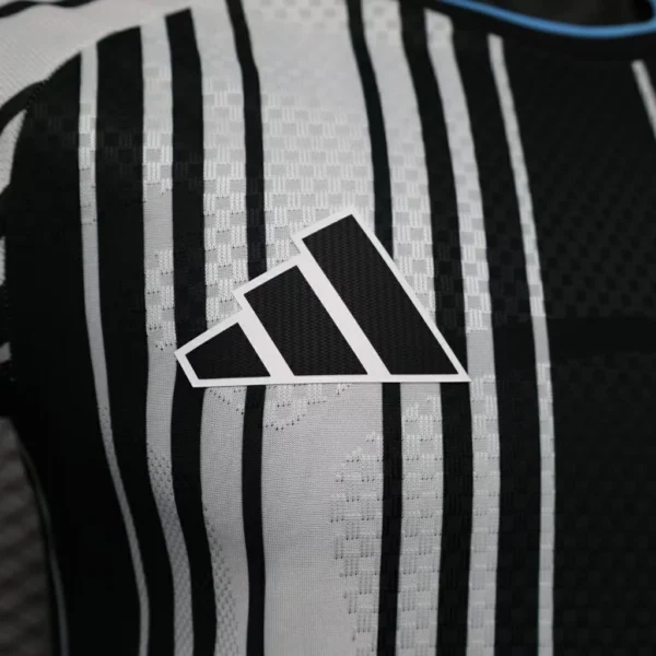 Camisa New Castle United Home Versão Jogador 2026/27 Adidas - Imagem 3