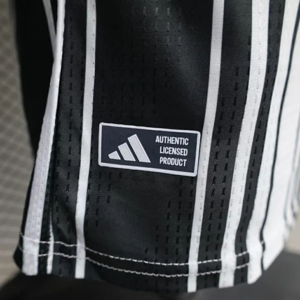 Camisa New Castle United Home Versão Jogador 2026/27 Adidas - Imagem 7