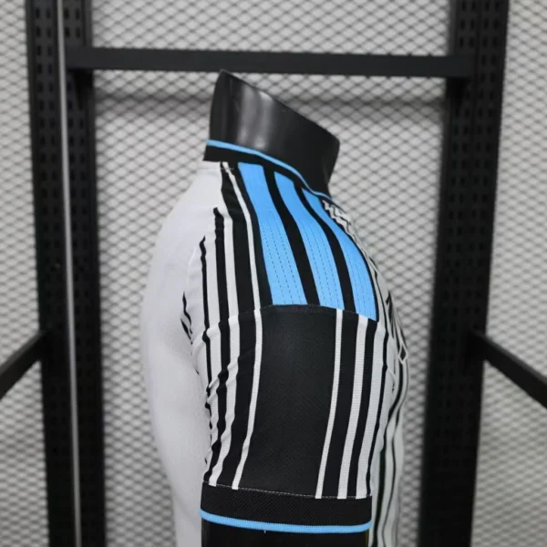 Camisa New Castle United Home Versão Jogador 2026/27 Adidas - Imagem 5