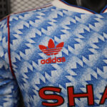 Camisa Retrô Manchester United Vintage-style 1992 Versão Jogador 2026 Adidas - Imagem 3