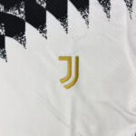 Camisa Juventus Inspired Geometric 1994 Versão Torcedor 2026/27 Adidas - Imagem 3