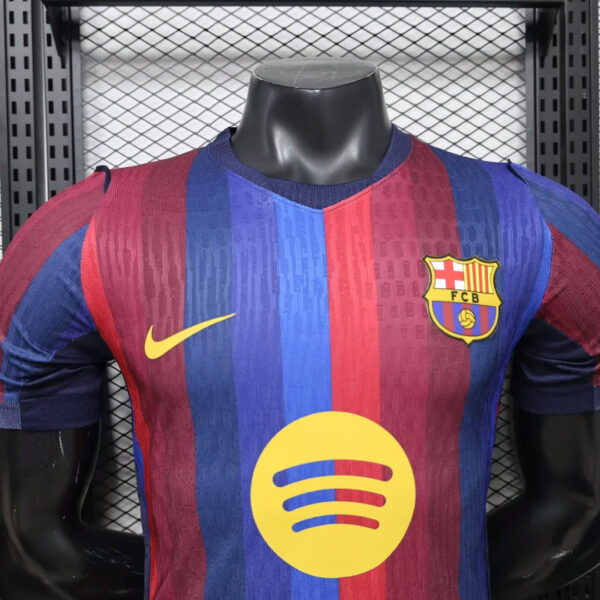 Camisa Barcelona Home Versão Jogador 2026/27 Nike - Imagem 2