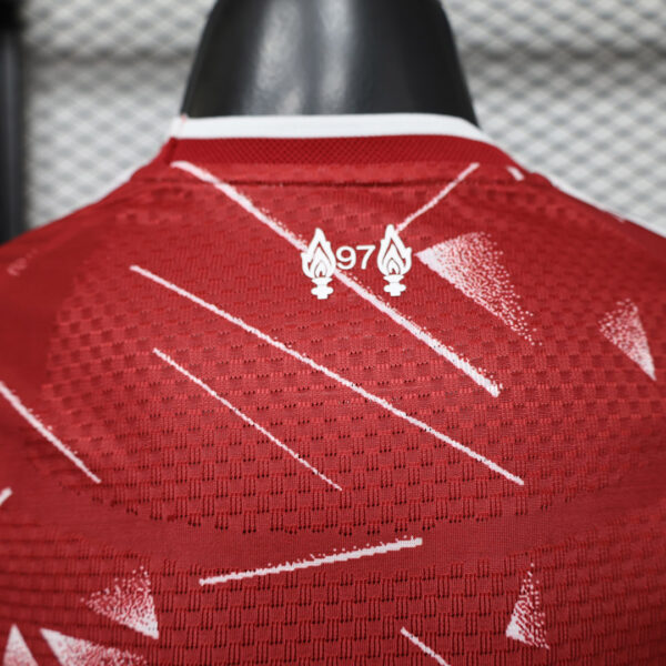 Camisa Liverpool Home Versão Jogador 2026/27 Adidas - Imagem 10