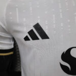 Camisa Manchester United Third Versão Jogador 2026/27 Branca Adidas - Imagem 3
