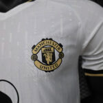 Camisa Manchester United Third Versão Jogador 2026/27 Branca Adidas - Imagem 4