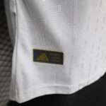 Camisa Manchester United Third Versão Jogador 2026/27 Branca Adidas - Imagem 8