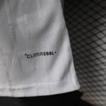 Camisa Manchester United Third Versão Jogador 2026/27 Branca Adidas - Imagem 7