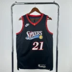Camiseta Regata Basquete NBA Philadelphia 76ers Sixers - LeBron James 23 - Classic Edition Preta 2026/27 Nike - Imagem 2
