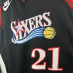 Camiseta Regata Basquete NBA Philadelphia 76ers Sixers - LeBron James 23 - Classic Edition Preta 2026/27 Nike - Imagem 3