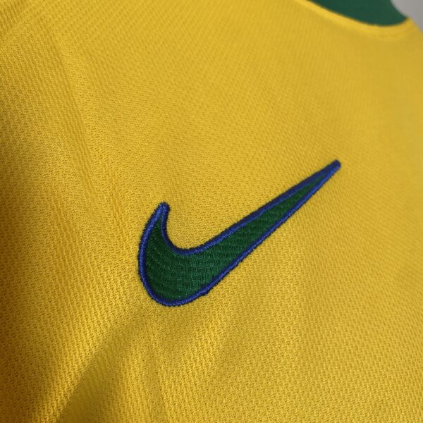 Camisa Retrô Clássica Seleção Brasileira Brasil – Versão Home Ronaldo 9 – Nike Masculina – Amarela – 1998 - Imagem 8