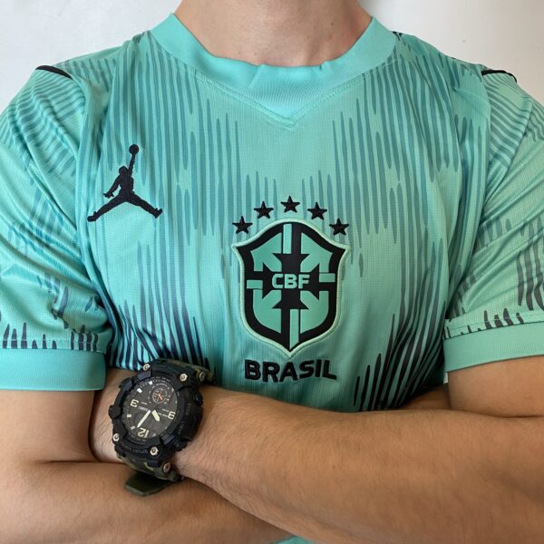 Camisa Brasil Seleção Brasileira Goleiro Torcedor Copa do Mundo 2026 Verde Jordan - Imagem 3
