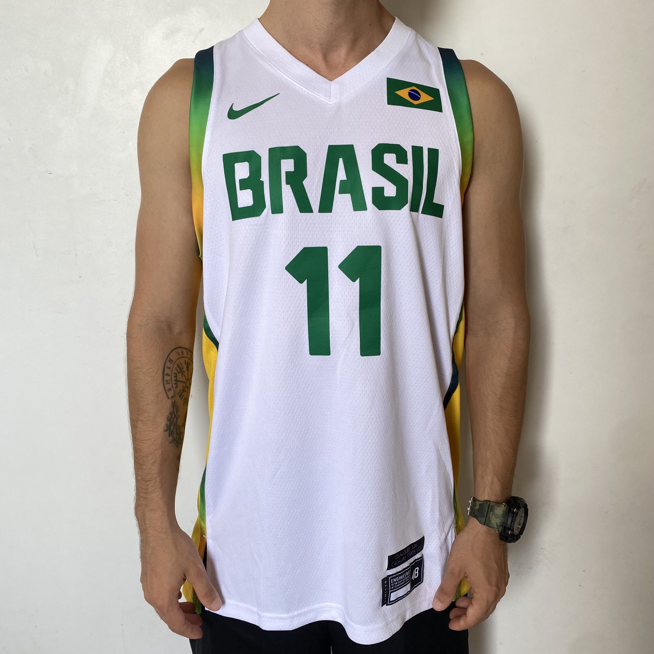 IMG_2077 Camiseta Regata Basquete Brasil Olimpíadas Gui Santos 11 2024 Paris Branca 2024-2025 Nike - Imagem 1