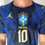 Camisa Brasil Seleção Brasileira Away Azul Jogador Copa do Mundo 2026 Jordan Nike - Imagem 14