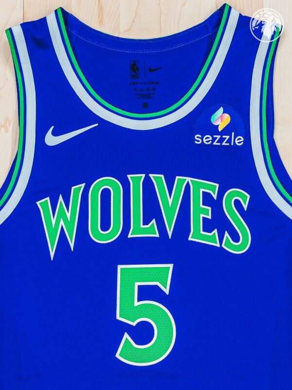 Camiseta Regata NBA Minnesota Timberwolves 11 Naz Reid Icon Edition Swingman 2026/27 Nike - Imagem 2