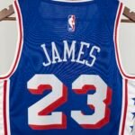 Camiseta Regata NBA Philadelphia 76ers - LeBron James 23 - Icon Azul 2026/27 Nike - Imagem 18
