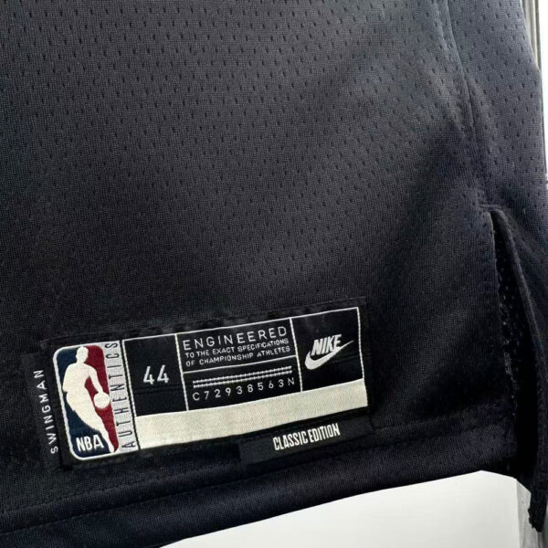 Camiseta Regata Basquete NBA Philadelphia 76ers Sixers - LeBron James 23 - Classic Edition Preta 2026/27 Nike - Imagem 5
