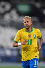 Camisa Brasil Seleção Brasileira Home Versão Jogador 2021 Amarela Nike - Imagem 8