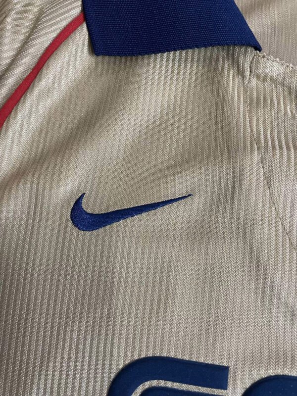 Camisa Retrô Arsenal Away Manga Longa 2001/02 Nike - Imagem 3