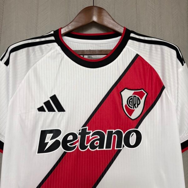 Camisa River Plate Home Versão Torcedor 2026/27 Adidas - Imagem 2